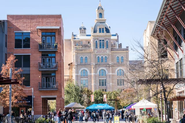 photo of The Pearl Brewery plaza